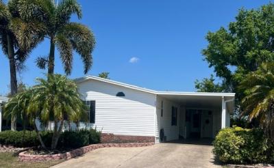 Photo 2 of 29 of home located at 280 Gardenia Lane Parrish, FL 34219