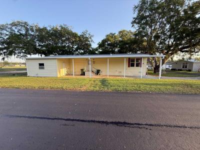 Photo 3 of 34 of home located at 73 Fountain Drive Leesburg, FL 34748