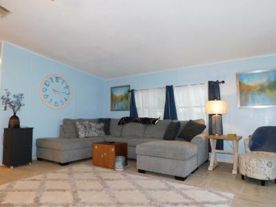 Photo 2 of 43 of home located at 1693 Bassett Dr Lakeland, FL 33810