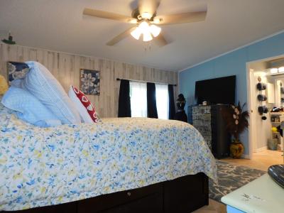 Photo 5 of 43 of home located at 1693 Bassett Dr Lakeland, FL 33810