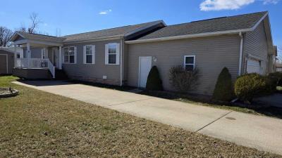 Mobile Home at 29475 Meadow Ln Gibraltar, MI 48173