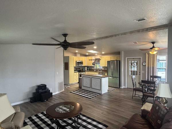 1989 SUNC Mobile Home