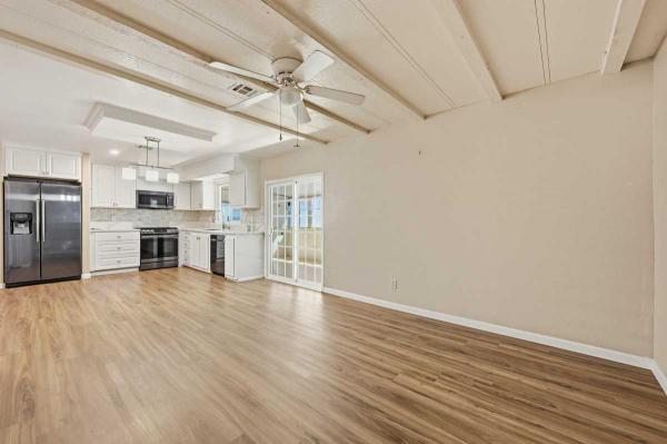 1972 Silvercrest Manufactured Home