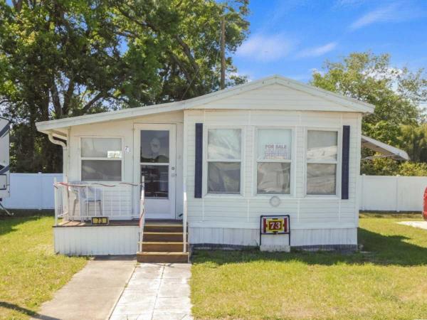 Photo 1 of 2 of home located at 37400 Chancey Road Lot 73 Zephyrhills, FL 33541