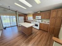 2003 Commodore COVERED PORCH MODEL Manufactured Home