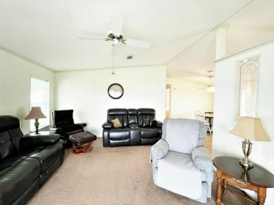 Photo 4 of 13 of home located at 3065 SW 107th St Ocala, FL 34476