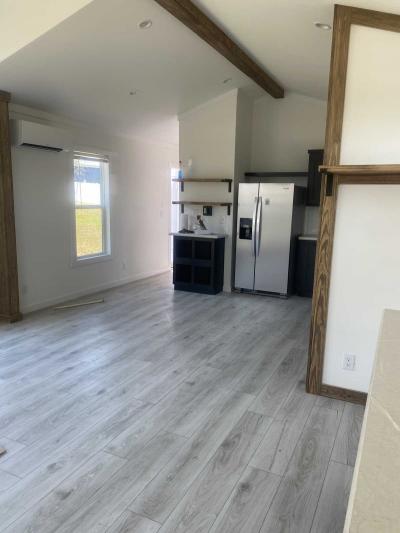 Photo 4 of 8 of home located at 200 Byrd Dr #20 Owens Cross Roads, AL 35763