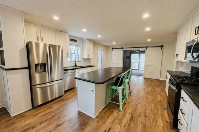 Photo 5 of 11 of home located at 8560 Boyer Drive Willis, MI 48191