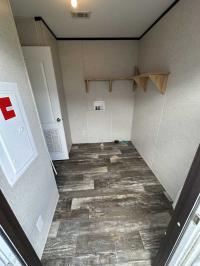 2018 Champion 12-10G-RM2852A Mobile Home