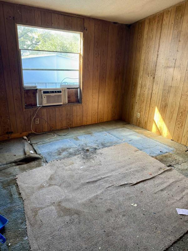 1988 NMMH Mobile Home