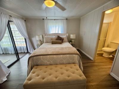 Photo 5 of 8 of home located at 2425 Harden Blvd, Lot 163 Lakeland, FL 33803