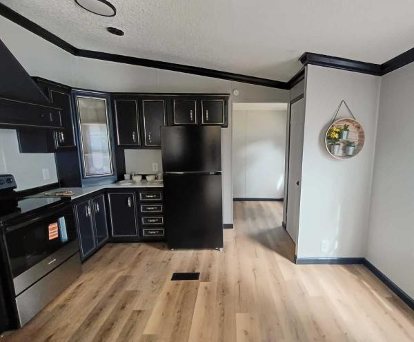 Photo 1 of 2 of home located at 12 Deerwood Park Centralia, IL 62801