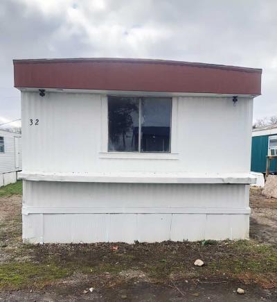 Mobile Home at 32 Mahoning Ave. Rantoul, IL 61866