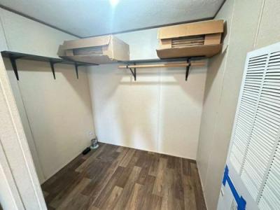 Photo 4 of 9 of home located at 4720 Thuesen Rd Needville, TX 77461