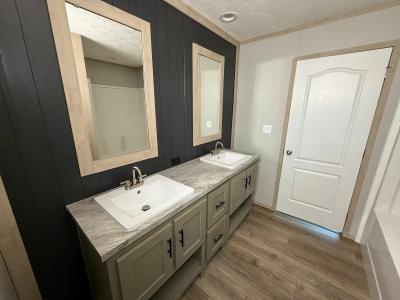 Photo 3 of 17 of home located at 101 Vida Ln Coldspring, TX 77331