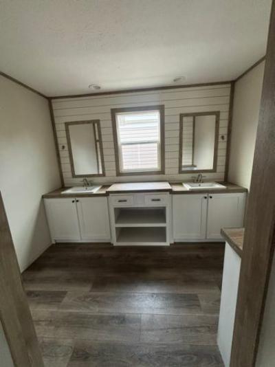 Photo 5 of 16 of home located at 5135 Flemingsburg Rd Morehead, KY 40351