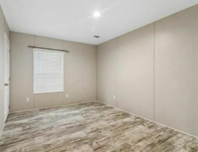 Photo 5 of 21 of home located at 27125 Lakeview Dr Holden, LA 70744