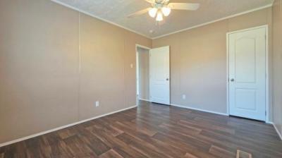 Photo 5 of 30 of home located at 109 Sandidge Spur Eubank, KY 42567