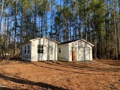 Photo 3 of 12 of home located at 351 Jackson St Hartsville, SC 29550