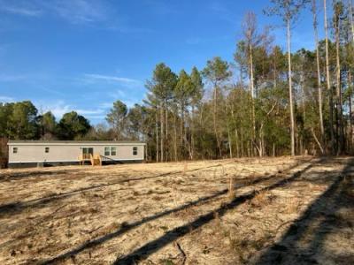 Photo 4 of 12 of home located at 351 Jackson St Hartsville, SC 29550