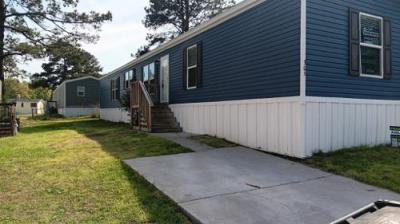 Mobile Home at 305 Hickorywood Dr Moncks Corner, SC 29461