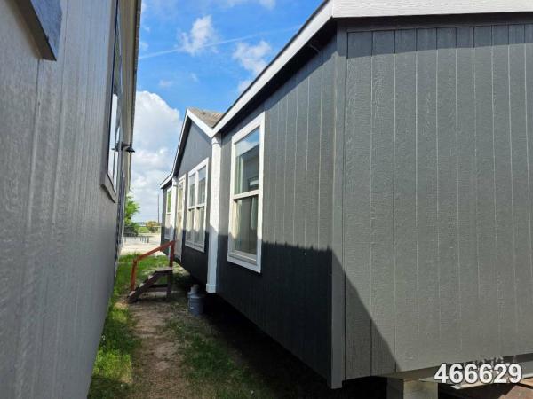 Photo 1 of 2 of home located at Texas Home Outlet 10685 Fm 1960 Huffman, TX 77336