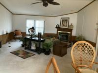 1989 Schult Lawnwood Manufactured Home