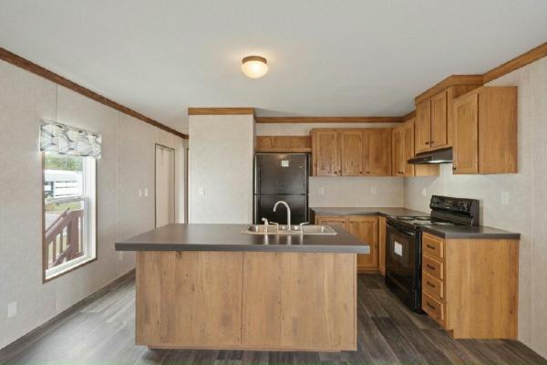 2023 Live Oak Homes Yellow Jacket Manufactured Home