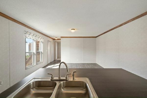 2023 Live Oak Homes Yellow Jacket Manufactured Home