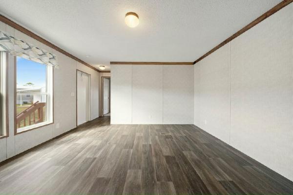 2023 Live Oak Homes Yellow Jacket Manufactured Home