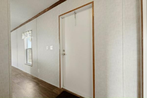 2023 Live Oak Homes Yellow Jacket Manufactured Home