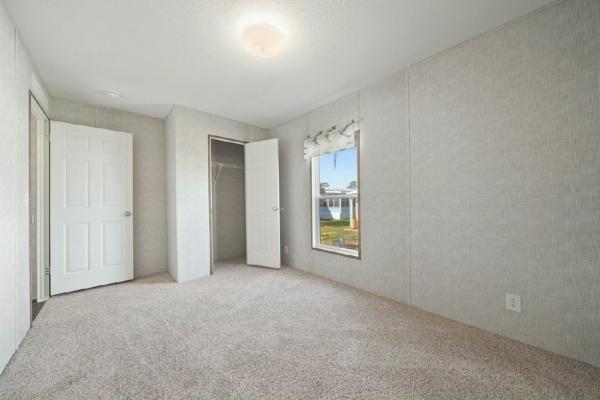 2023 Live Oak Homes Yellow Jacket Manufactured Home