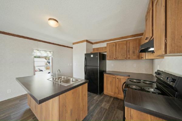 2023 Live Oak Homes Yellow Jacket Manufactured Home