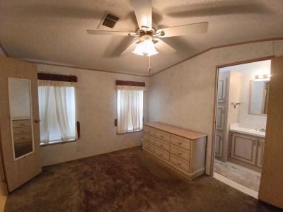 Photo 5 of 8 of home located at 4425 Us Hwy 441 S, Lot 52 Okeechobee, FL 34974