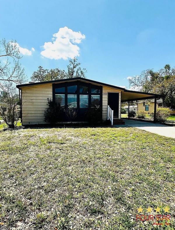 Photo 1 of 2 of home located at 1305 Calle Bonita Dr Port Orange, FL 32129