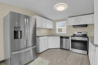 Photo 3 of 13 of home located at 1095 Western Dr. Colorado Springs, CO 80915