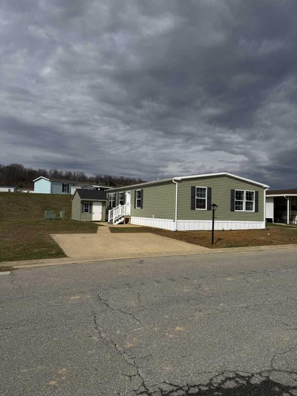 2026 Pine Grove Mobile Home For Sale