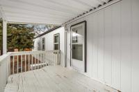 1999 Crestview Manufactured Home