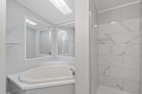 1999 Crestview Manufactured Home