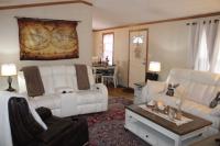 2016 Commodore Mobile Home