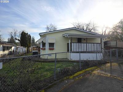 Mobile Home at 13115 SE Foster Rd, #32 Portland, OR 97236