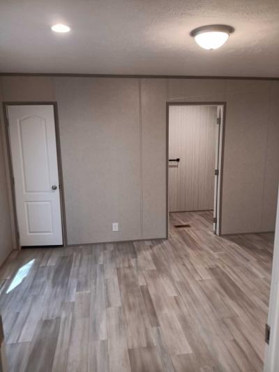 Photo 5 of 7 of home located at 2710 N Farm Rd 137 #63 Springfield, MO 65803