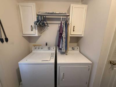 Photo 5 of 24 of home located at 307 Tulip Cir Matteson, IL 60443