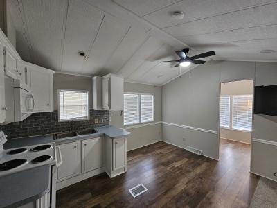 Photo 4 of 9 of home located at 7125 Fruitville Rd., Site 0823 Sarasota, FL 34240