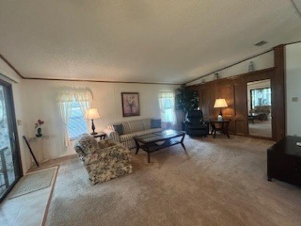 1990 Palm 3347-A Mobile Home