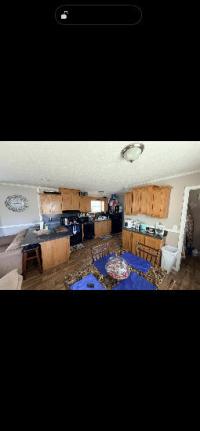 2015 CMH MANUFACTURING INC YES HOME Mobile Home