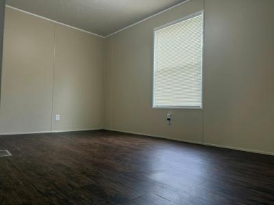 Photo 4 of 10 of home located at 7400 Glen Leaf Dr., #161 Shreveport, LA 71129