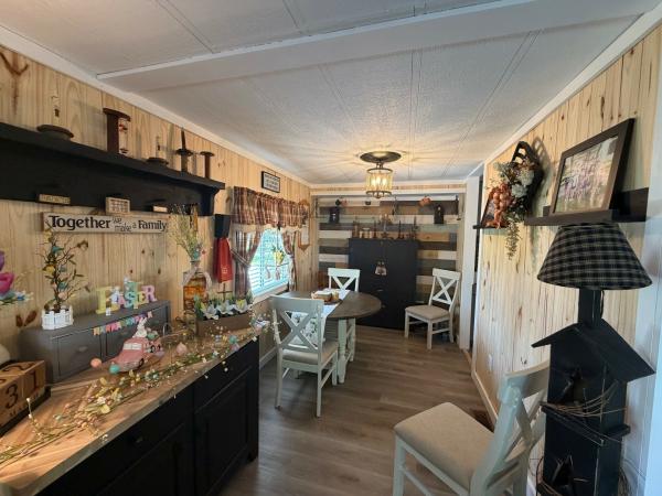 1981 Broo HS Mobile Home