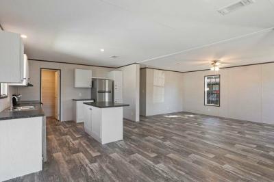 Photo 2 of 12 of home located at 370 Robin Lane McDonough, GA 30253