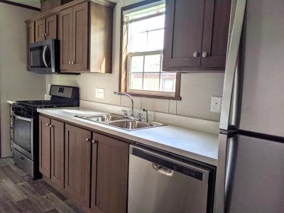 Photo 2 of 12 of home located at 3430 N. Peoria Drive Lot 8 Springfield, IL 62702